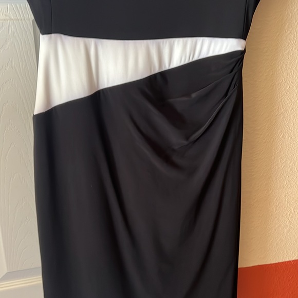 Dress - Picture 3 of 5